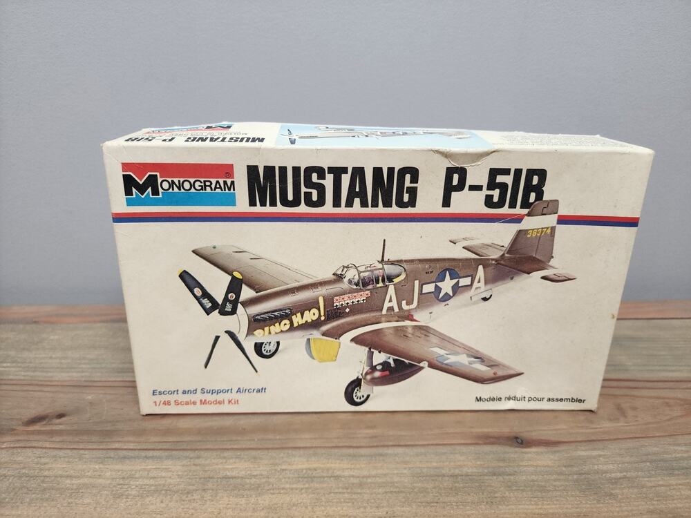 Vintage Monogram P-51B Mustang 1/48 WWII Model Kit Ding Hao